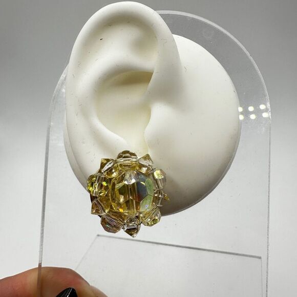 Vintage Lisner Aurora Borealis Clip on Earrings! - Picture 3 of 8